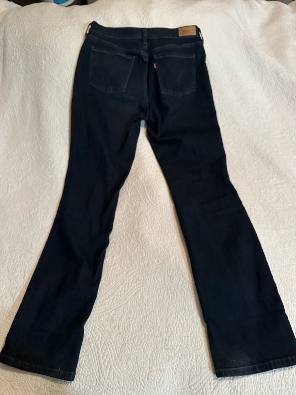 Levi's Women’s 505 Dark Wash Straight Jeans 6 - Picture 4 of 10